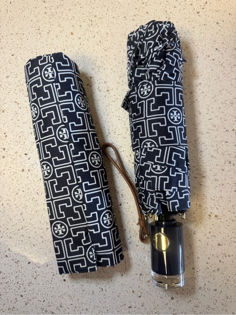 Tory Burch Navy and White Logo Compact Folding Umbrella - New